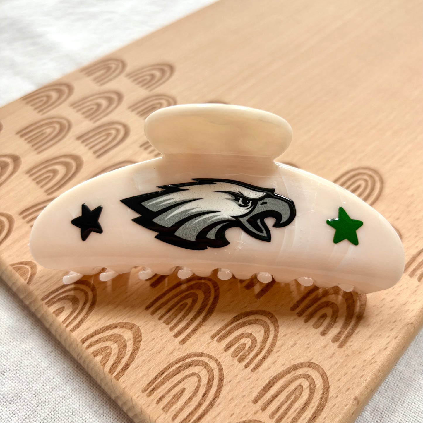 Eagle Claw Clip